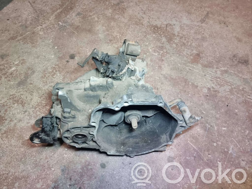 Manualna 5-biegowa skrzynia biegów   F5M411R8A
