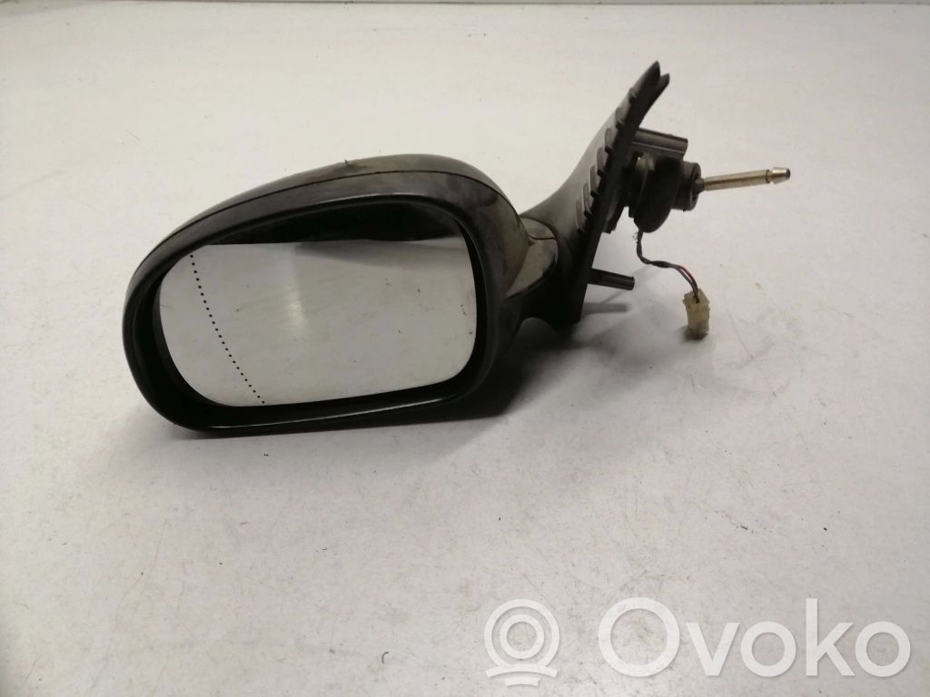 Peugeot 406 Espejo lateral manual 