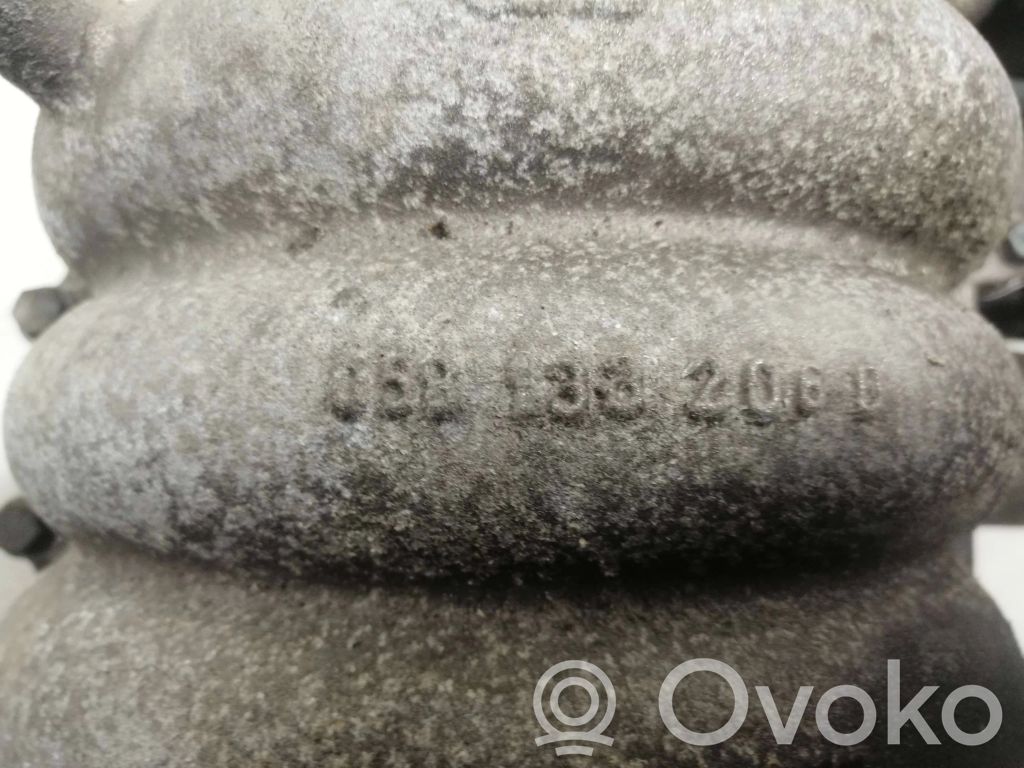 Audi A4 S4 B5 8D Colector de admisión 
