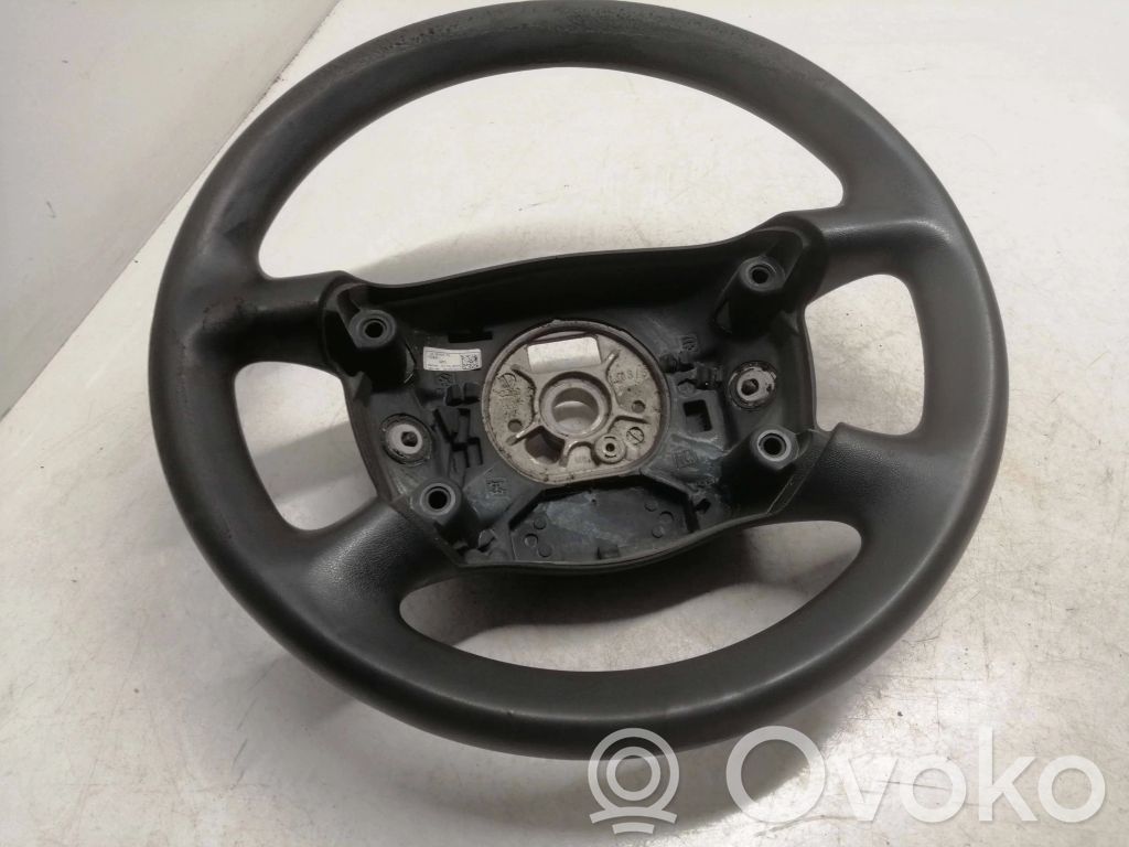 Audi A4 S4 B6 8E 8H Руль 