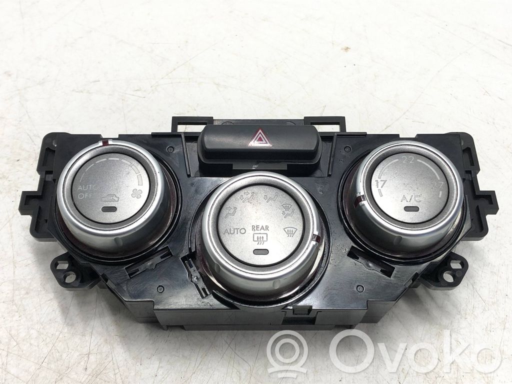 Subaru Impreza III Climate control unit 