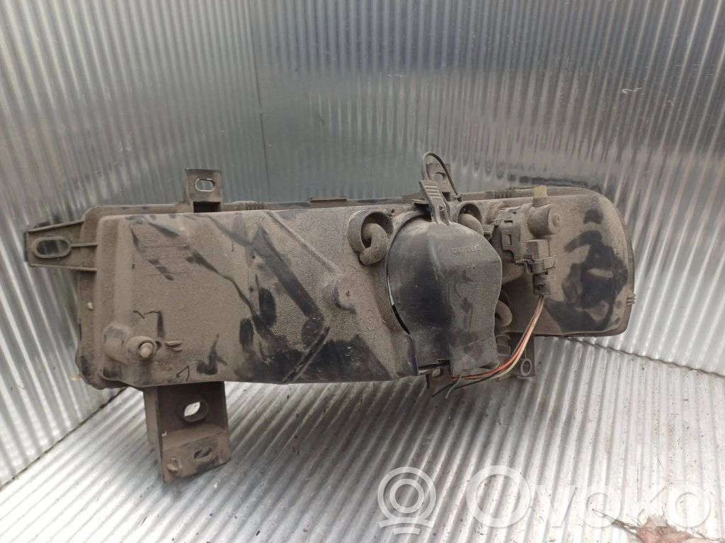 Renault Master II Headlight/headlamp 