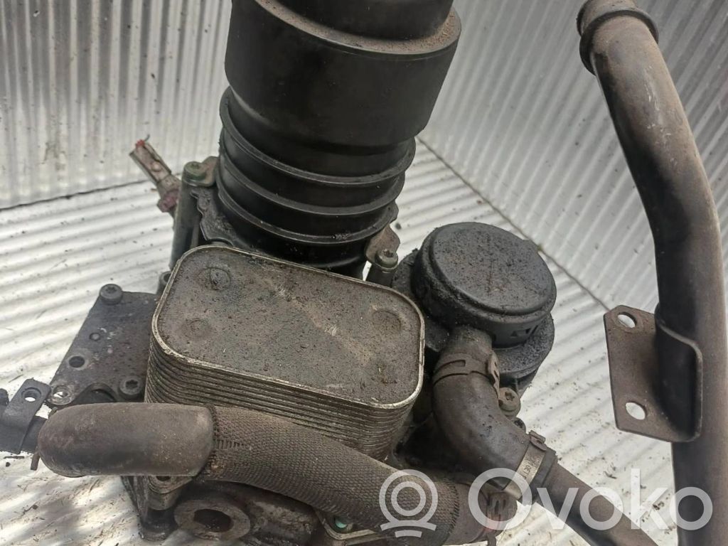 Audi A6 S6 C6 4F Oil filter mounting bracket 
