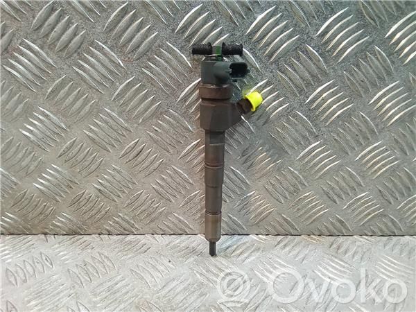 Polttoainesuutin   445110327