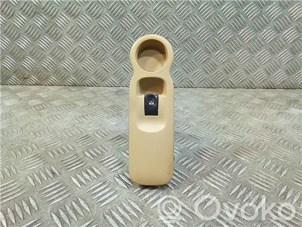 Renault Modus Electric window control switch 