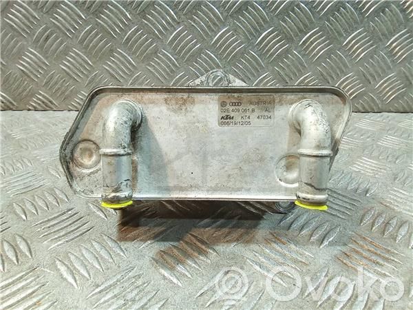 Audi A3 S3 A3 Sportback 8P Engine oil radiator 