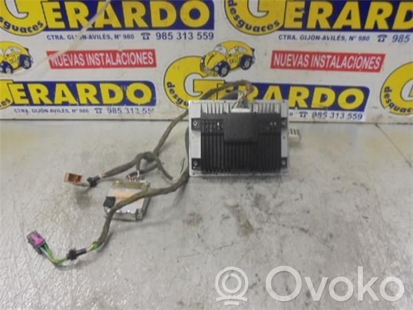 Audi A4 S4 B5 8D Unidad de control de la antena 