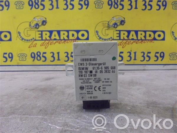 BMW 5 E39 Engine control unit/module 