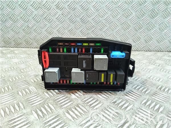 Jaguar X-Type Module de fusibles 