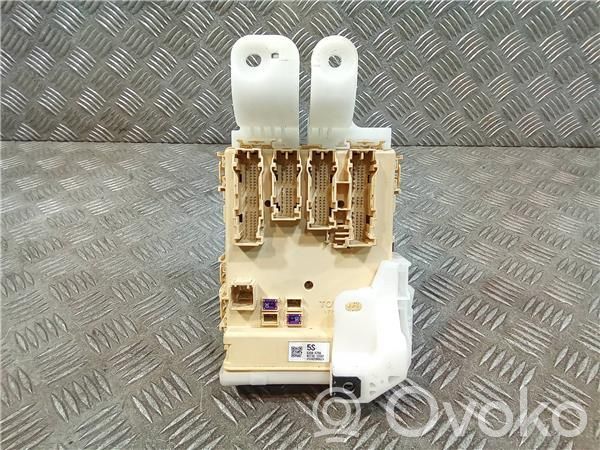 Toyota Auris E180 Modulo fusibile