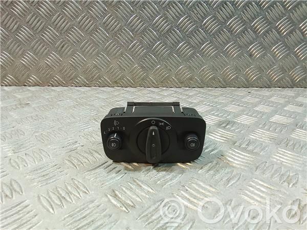 Light switch   8A6T13A024BB,10004132