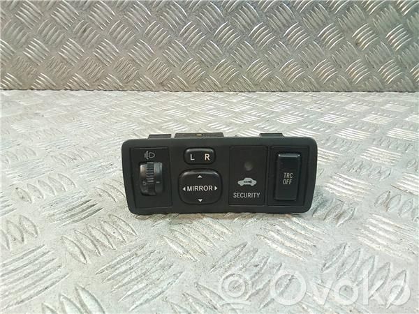 Toyota Corolla E120 E130 Przyciski multifunkcyjne 