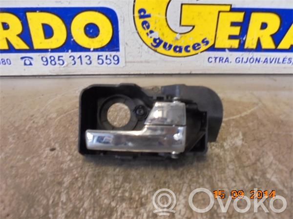Ford Mondeo Mk III Manecilla interna puerta delantera 