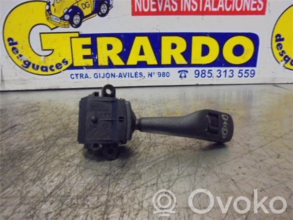 Interruptor del limpiaparabrisas   8363664H