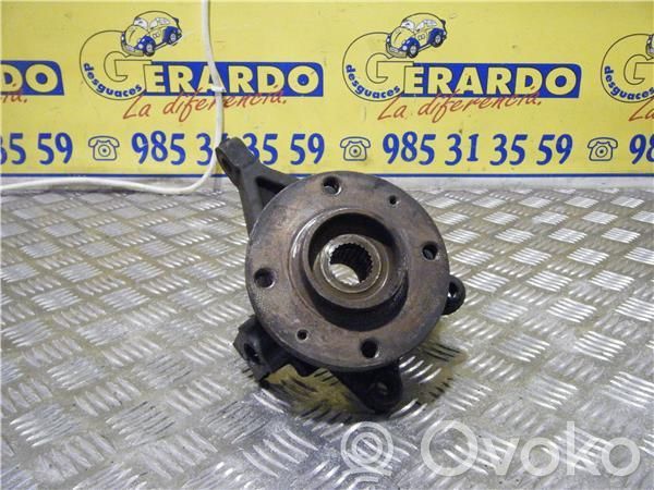 Achsschenkel vorne   9008F4