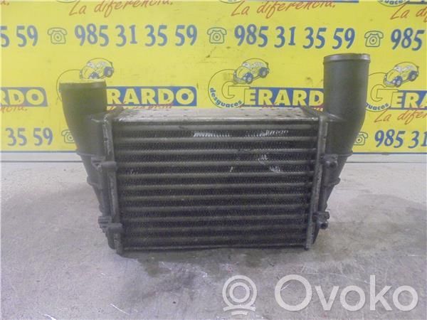 Volkswagen PASSAT Interkūlerio radiatorius 
