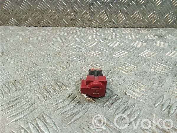 Botón interruptor de luz de peligro