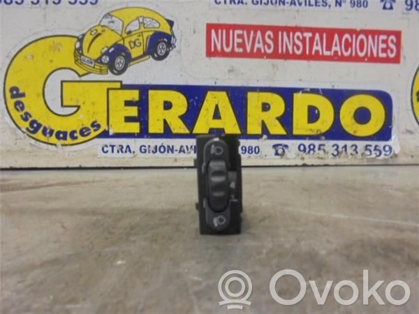 Renault Clio III Unité de commande / module Xénon