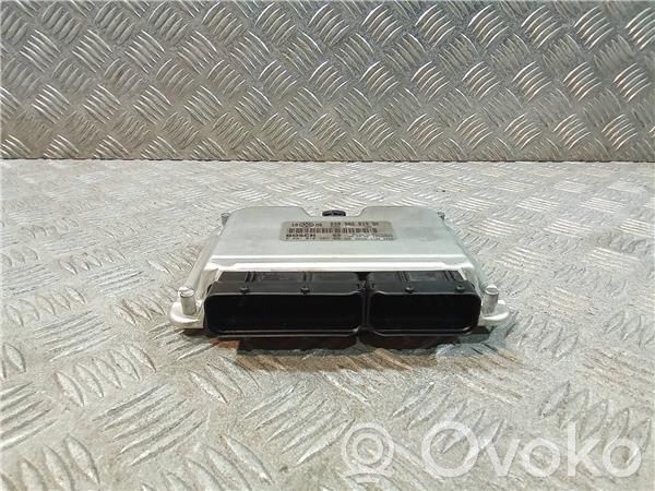 Volkswagen PASSAT Unité de commande, module ECU de moteur