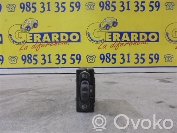 Renault Trafic I Unité de commande / module Xénon