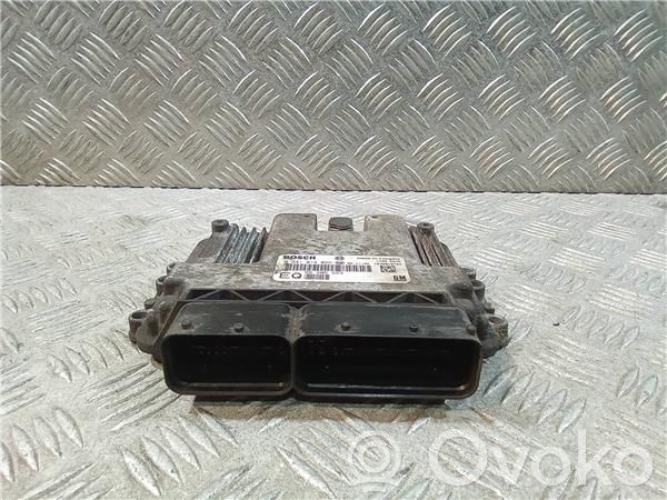 Opel Astra H Komputer / Sterownik ECU silnika 