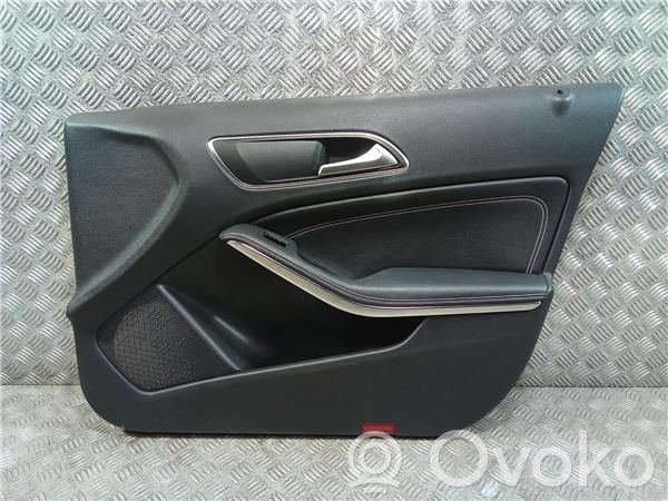 Mercedes-Benz A W176 Rivestimento del pannello della portiera anteriore 