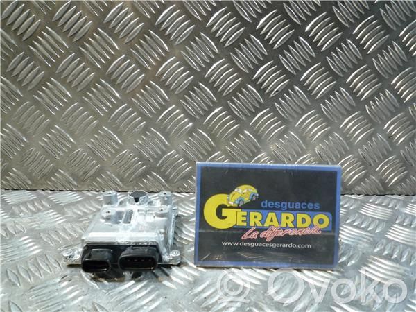 Unité de commande / module de pompe à carburant   8957112010,9B041720