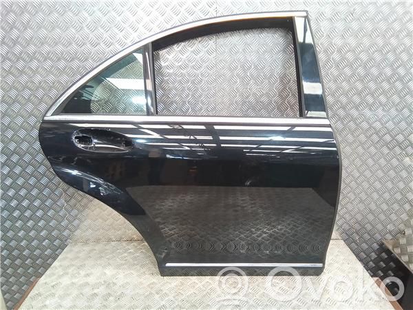 Puerta trasera   A2217300405