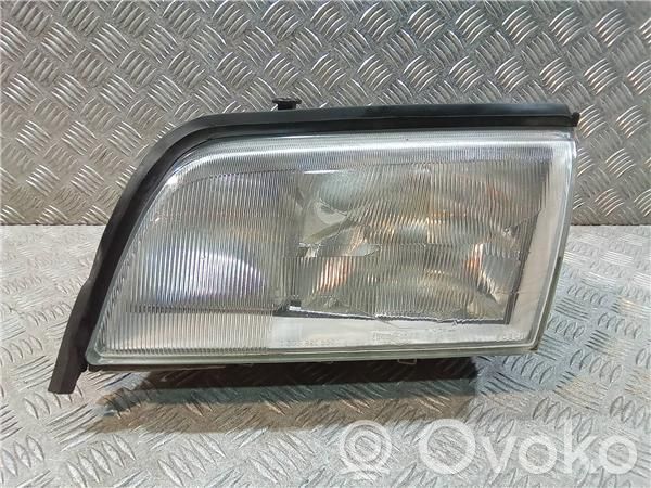 Mercedes-Benz C W202 Lampa przednia 