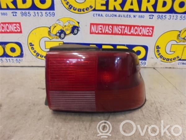 Ford Escort Lampă spate în caroserie 