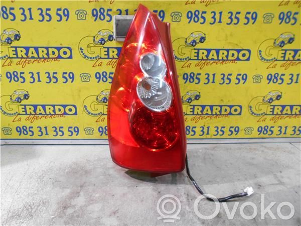 Lámpara de faros/luces traseros