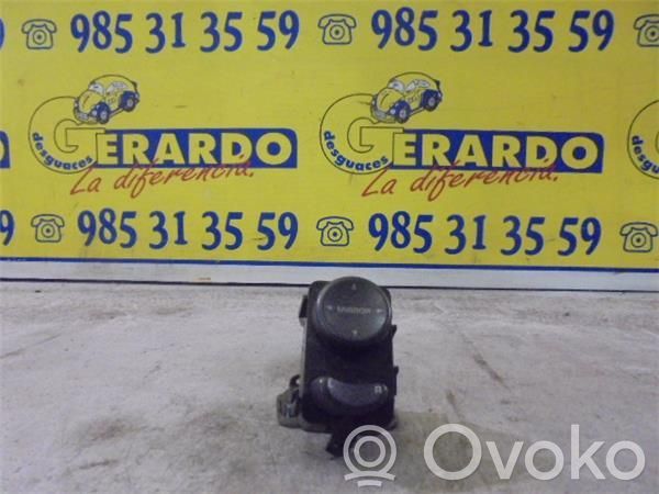 Chrysler Voyager Wing mirror switch 