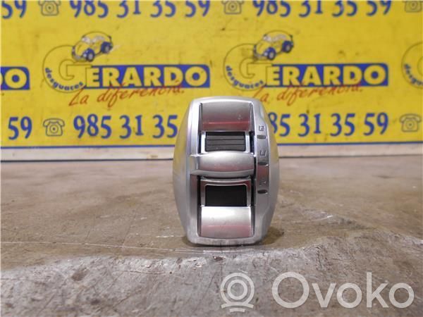 Comutator/buton multifuncțional   156091264
