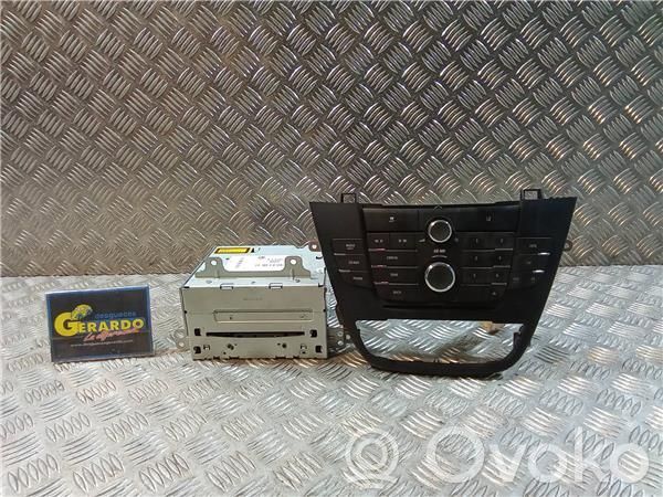 Opel Insignia A Panel / Radioodtwarzacz CD/DVD/GPS 