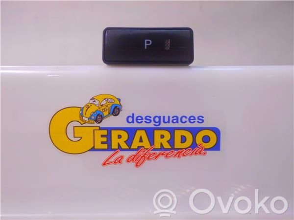 Toyota Prius (NHW20) Interruttore del freno di stazionamento/freno a mano