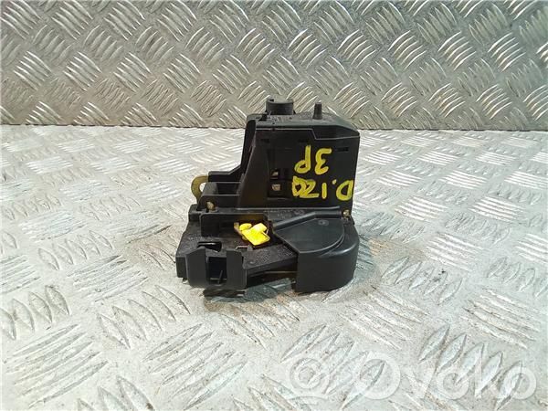Cerradura de puerta delantera