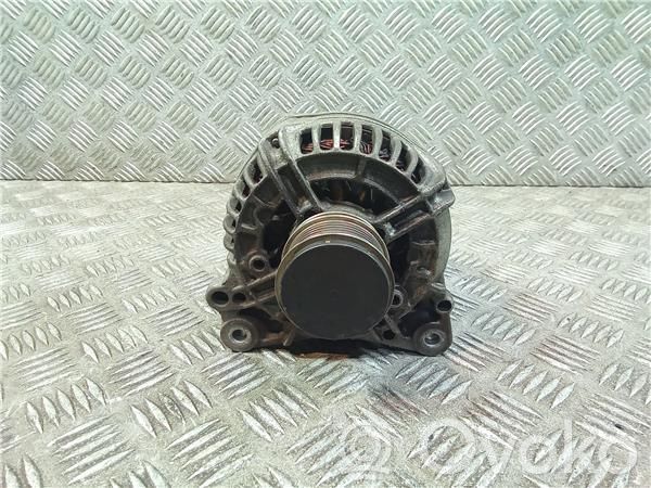 Audi A3 S3 8P Generatore/alternatore 