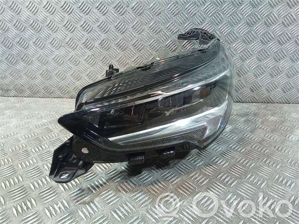 Opel Corsa F Faro/fanale
