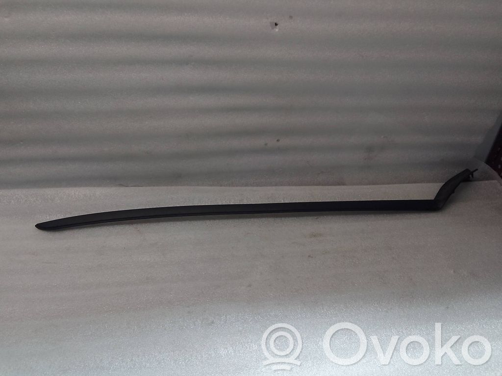 Volvo XC40 Windshield trim 
