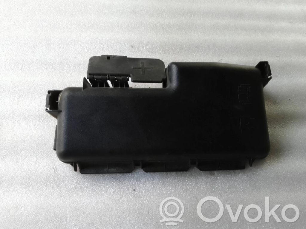 Volvo V70 Pokrywa skrzynki bezpieczników 