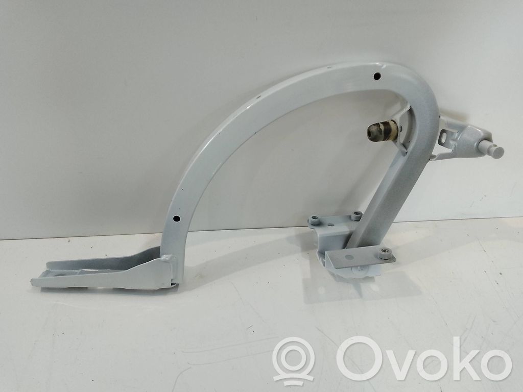 Volvo S60 Tailgate/trunk/boot hinge 