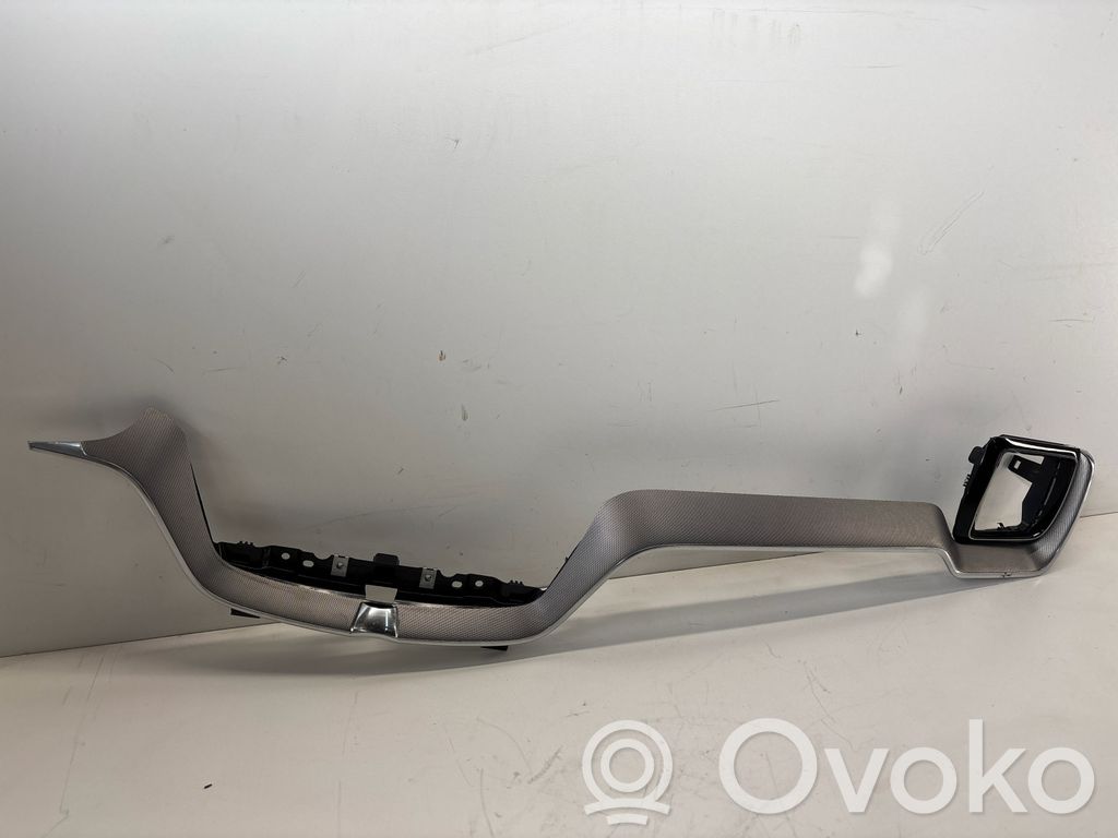 Volvo XC60 Panelės apdaila 