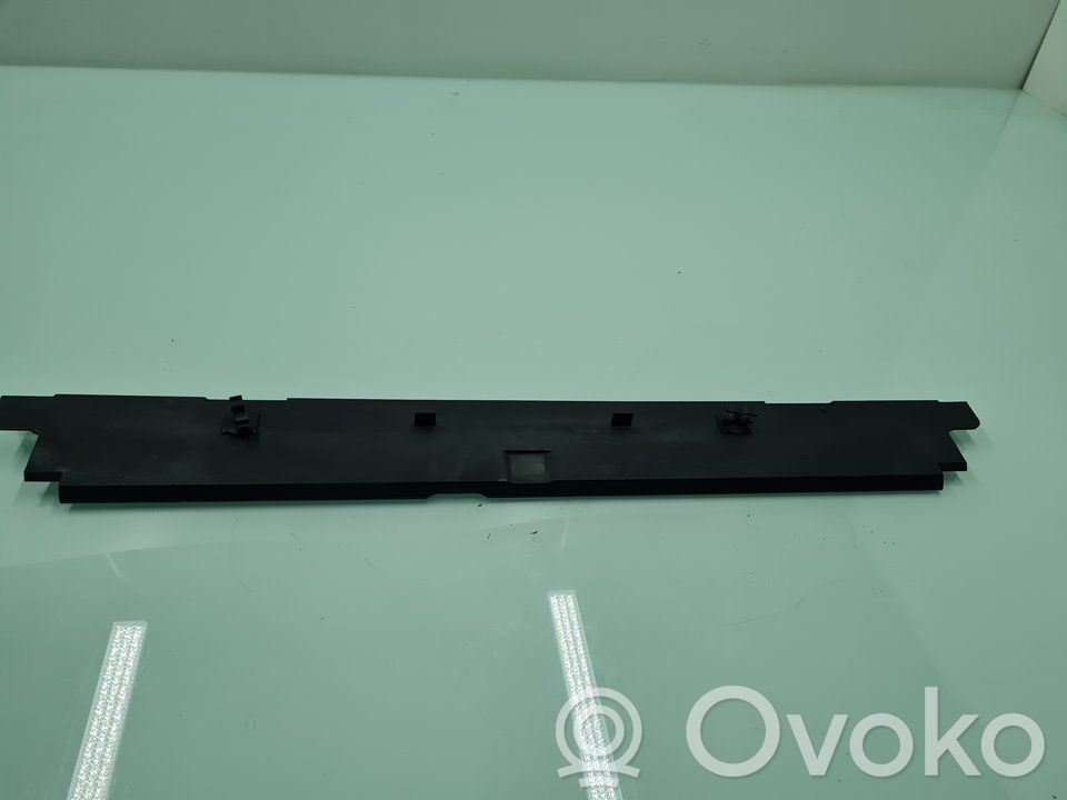 Moldura inferior   17117600543