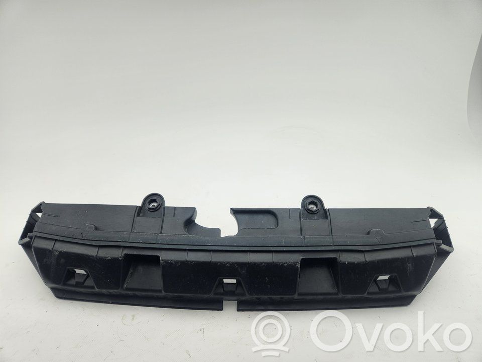 Seat Leon IV Front bumper mounting bracket 