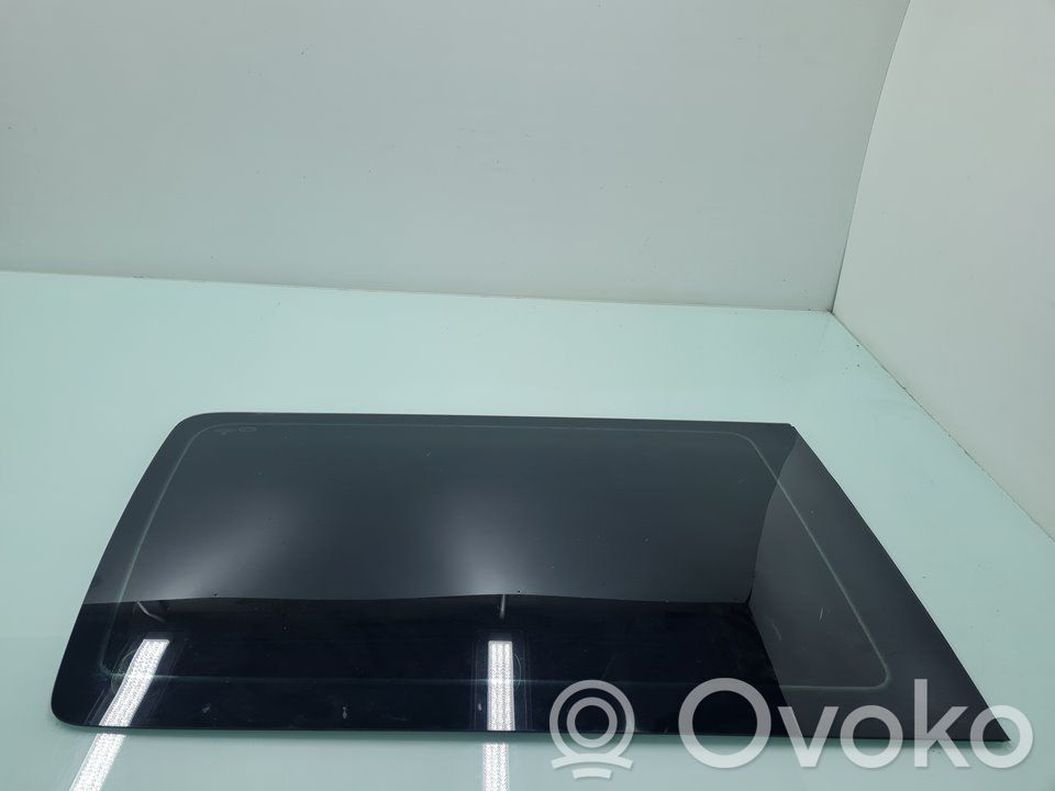 Volkswagen Transporter - Caravelle T5 Rear side window 