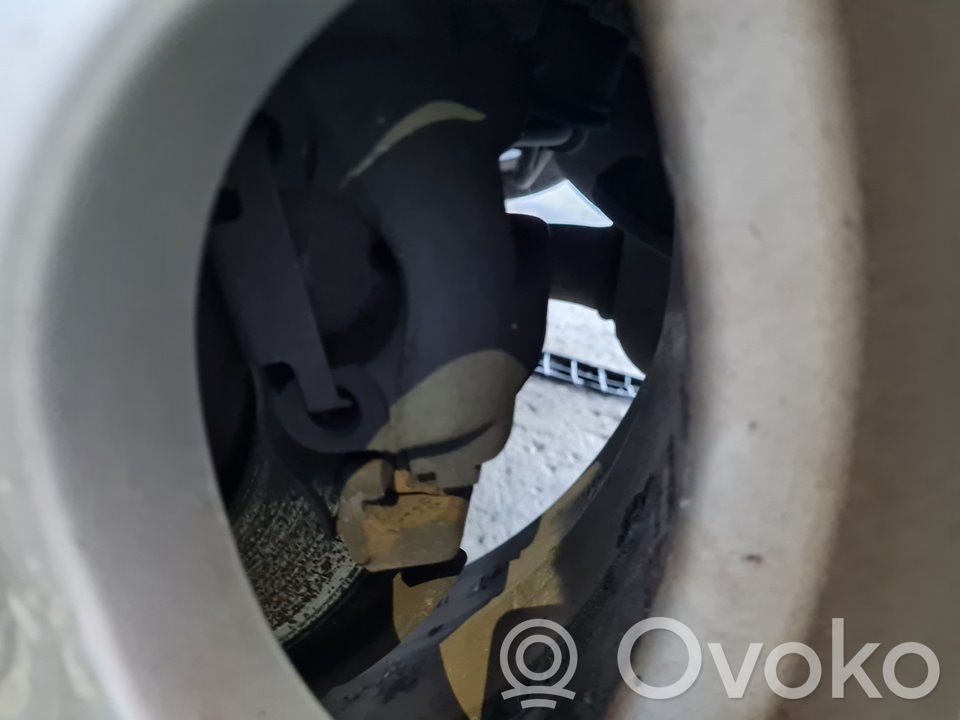 Rear brake caliper