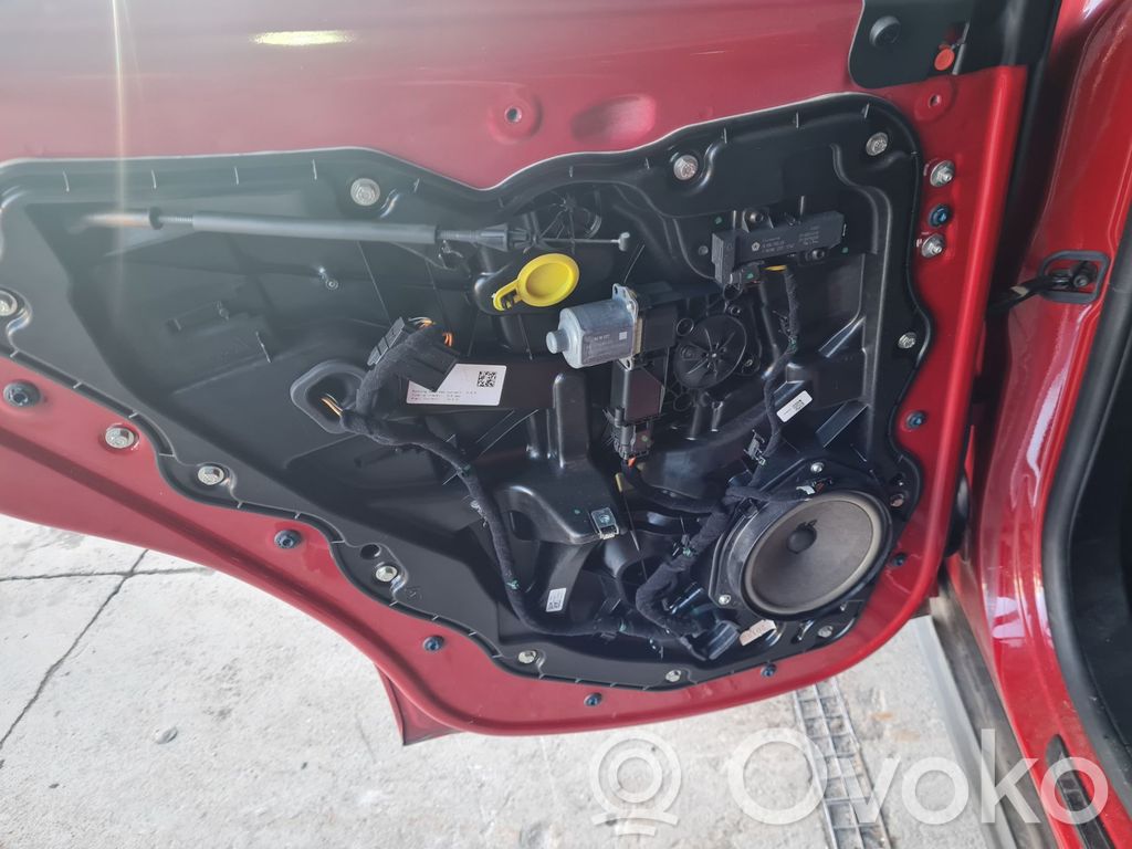 Alfa Romeo Stelvio Mechanizm podnoszenia szyby tylnej bez silnika 
