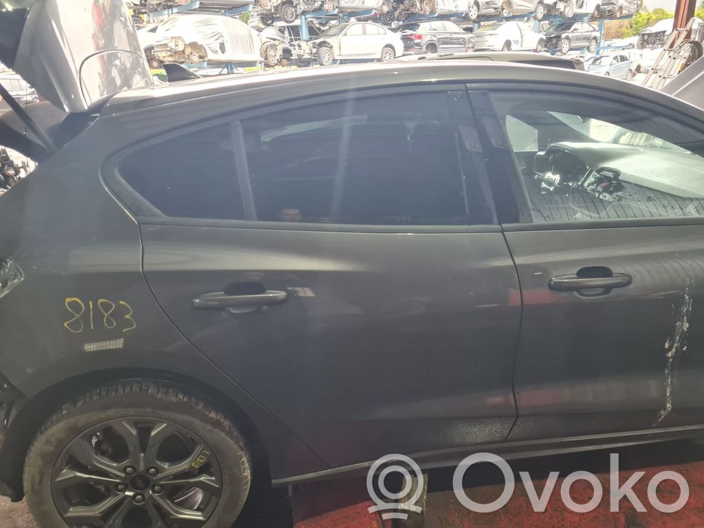 Ford Focus Galinės durys 