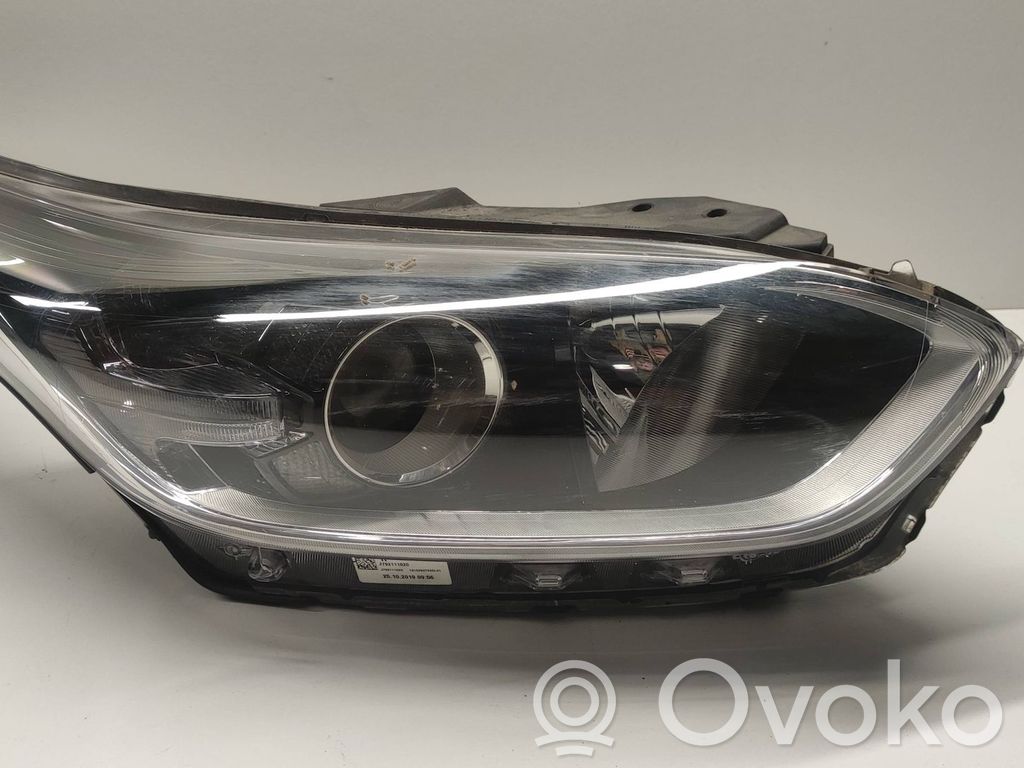 KIA Ceed Headlight/headlamp 