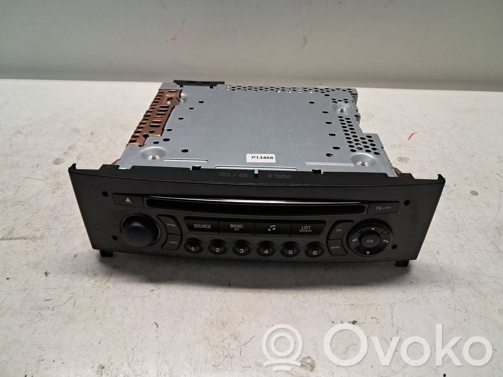 Peugeot RCZ Panel / Radioodtwarzacz CD/DVD/GPS 
